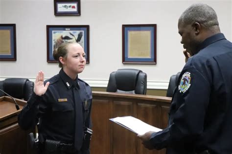 officer megan hall leaked|Maegan Hall, former officer at center of La Vergne sex。